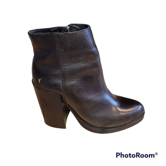 Windsor Smith Black Leather Booties. Size 7. - Picture 1 of 11